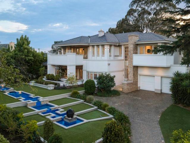 Eaglemont's Finest Family Estate