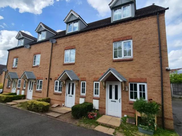 Eagleworks Drive, Walsall, West Midlands WS3, 3 bed detached house to rent, £1,150 pcm | PrimeLocation