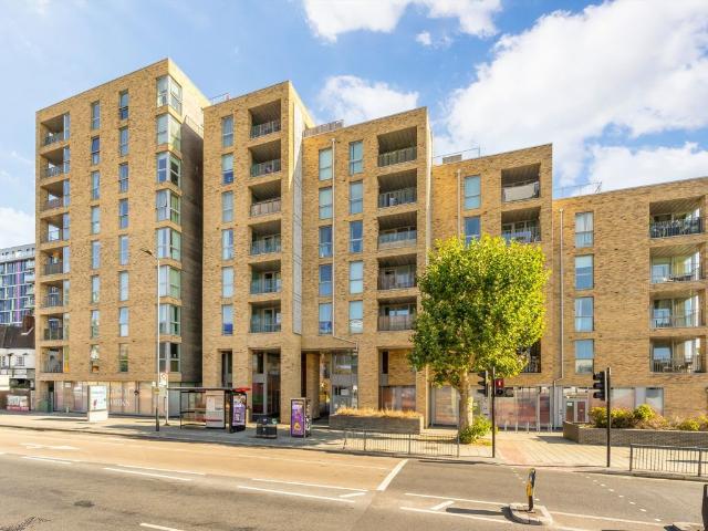 Ealing Road, Wembley HA0, 2 bed flat to rent, £2,100 pcm | PrimeLocation