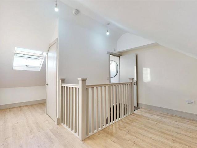 Ealing Road, Wembley, HA0 3 bed apartment to rent £2,100 pcm £485 pw