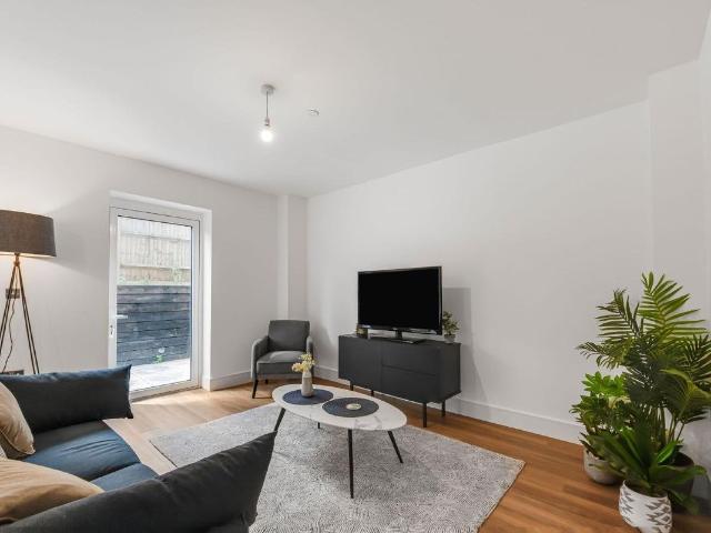 Pear Tree Close, Wembley HA0, 2 bed flat to rent, £2,400 pcm | PrimeLocation
