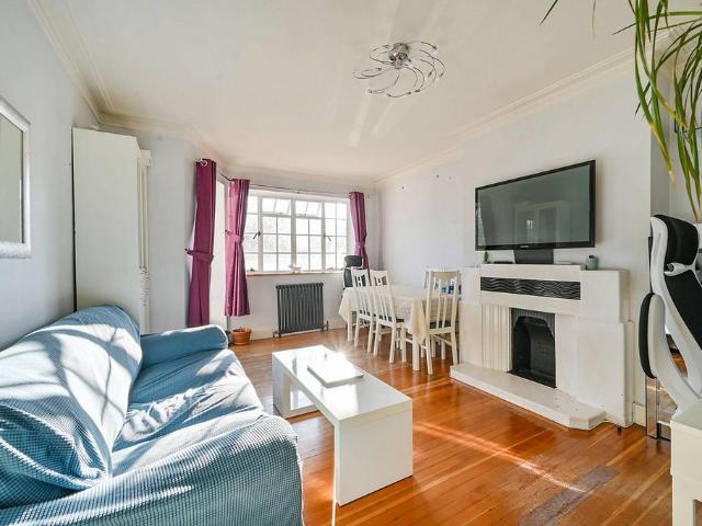 Ealing Village, London, W5 2EA, United Kingdom | 2 bed apartment for rent #137168135 | Rentberry
