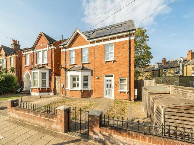 Eardley Road, London SW16, 4 bed terraced house to rent, £3,250 pcm | PrimeLocation