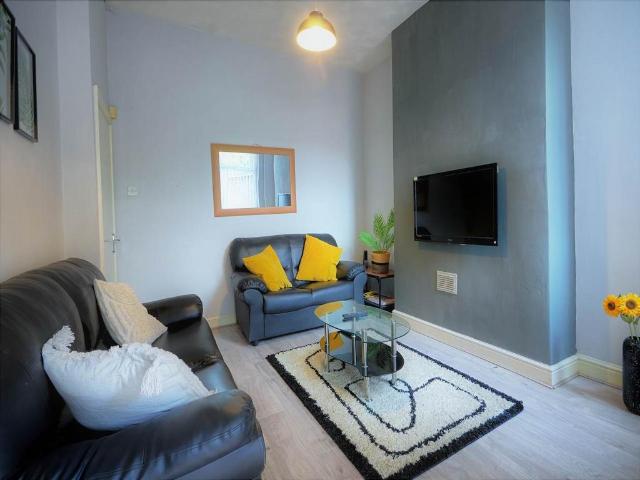 Earle Road, Wavertree, Liverpool 5 bed house share to rent £3,185 pcm £735 pw