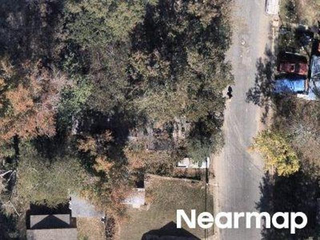 Earline Ave
