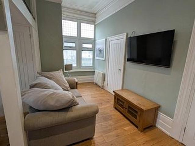 Earls Avenue, Folkestone, CT20 2HB, Kent