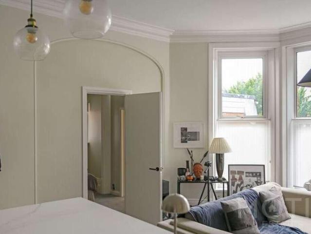 Earls Avenue, Folkestone, CT20