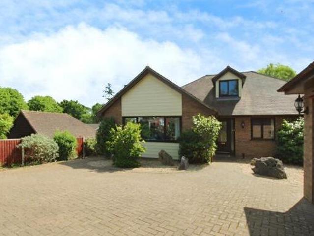 Earls Colne, Colchester, 4 Bedroom Bungalow
