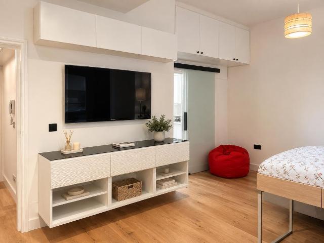 Earls Court Square, Kensington, London SW5, Studio to rent, £2,100 pcm | PrimeLocation