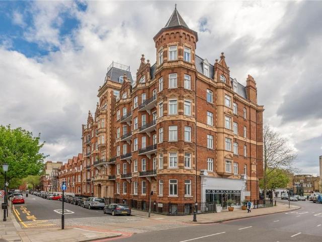 Earl's Court Square, London SW5 1 bed flat to rent £2,250 pcm £519 pw