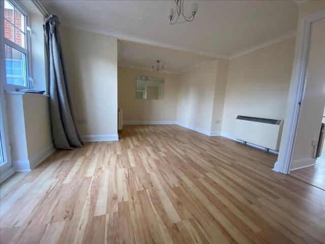 Earls Meade, Luton, Bedfordshire, LU2