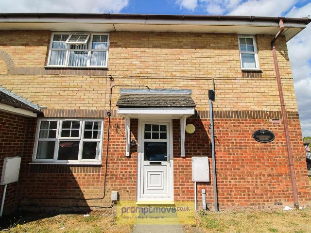 Earls Meade, Luton LU2, 1 bed property to rent, £1,100 pcm | PrimeLocation