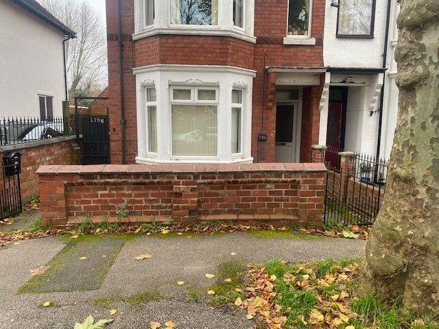 Earls Road, Nuneaton CV11, 2 bed flat to rent, £725 pcm | PrimeLocation
