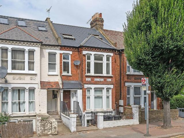 Earlsfield Road, London SW18, 2 bed flat to rent, £2,500 pcm | PrimeLocation