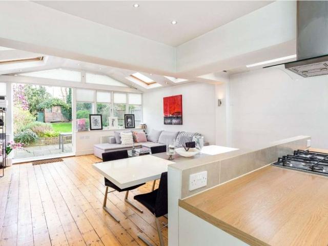 Earlsfield Road, London SW18, 4 bed terraced house to rent, £5,000 pcm | PrimeLocation