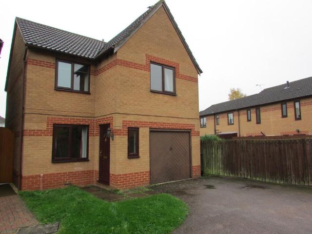 Earlstoke Close, Banbury OX16 3 bed detached house to rent £1,550 pcm £358 pw
