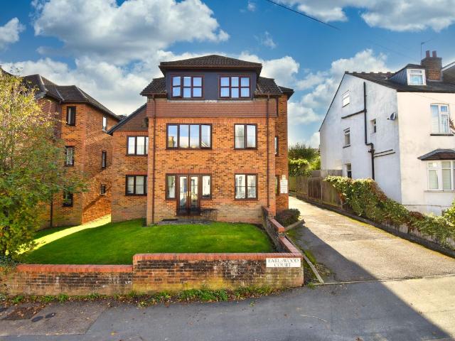 Earlswood Road, Redhill RH1, 1 bed flat to rent, £1,250 pcm | PrimeLocation