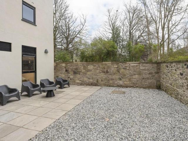 East Newington Place, Edinburgh EH9 Studio to rent £1,690 pcm £390 pw