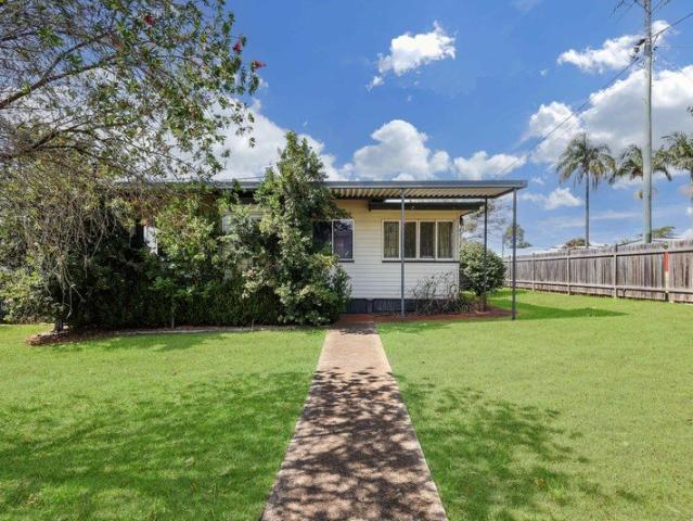 East of Ramsay advantage: Corner Allotment Cottage. Charm with Modern Momentum