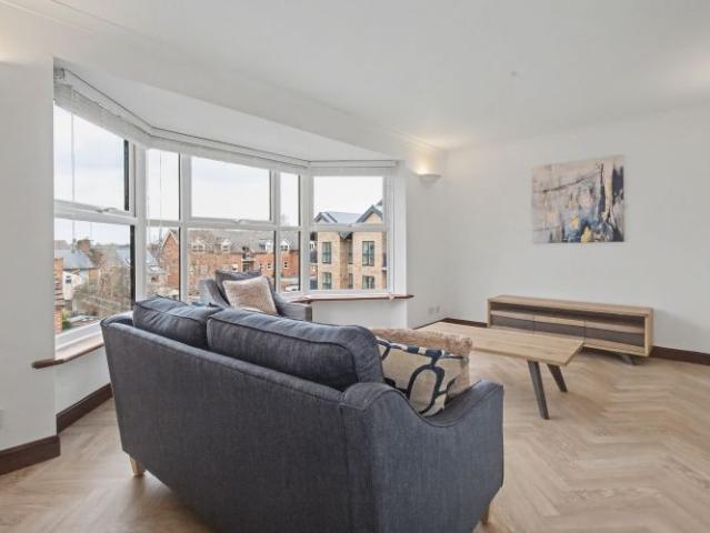 East Avenue, Oxford OX4, 3 bed flat to rent, £2,400 pcm | PrimeLocation