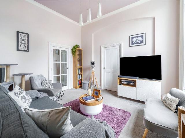 East Approach Drive, Cheltenham, Gloucestershire GL52, 1 bed flat to rent, £1,200 pcm | PrimeLocation