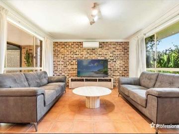 East Ballina Fully Furnished 3 Bedroom Family Home – Comfort & Convenience!