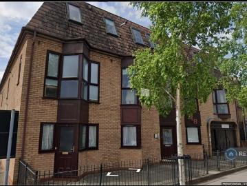 East Barnet Road, Barnet, EN4 2 bed flat to rent £1,900 pcm £438 pw