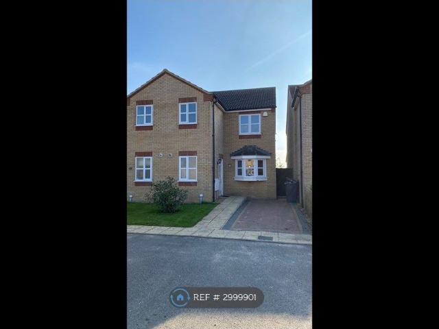 East Close, Peterborough PE6, 3 bed semi detached house to rent, £1,200 pcm | PrimeLocation
