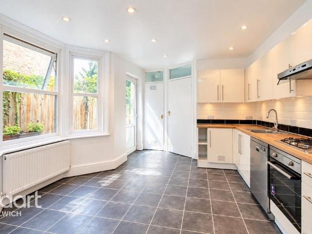 East Dulwich Grove, London 4 bed terraced house to rent £4,250 pcm £981 pw