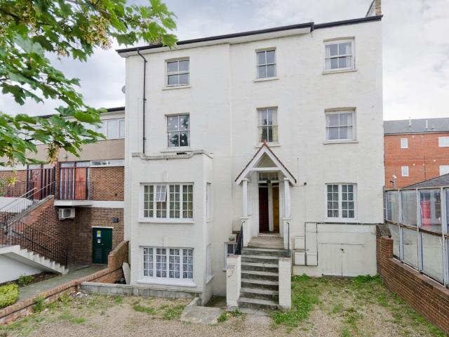 East Dulwich Road, London SE22, 4 bed flat to rent, £3,500 pcm | PrimeLocation