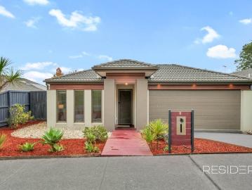 EAST Facing 508m2 Block!