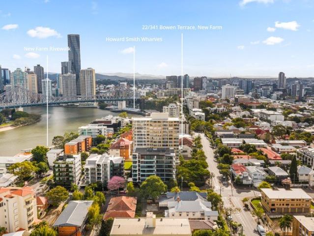 East Facing, 3 bedroom, Level 8 at Bowen Place
