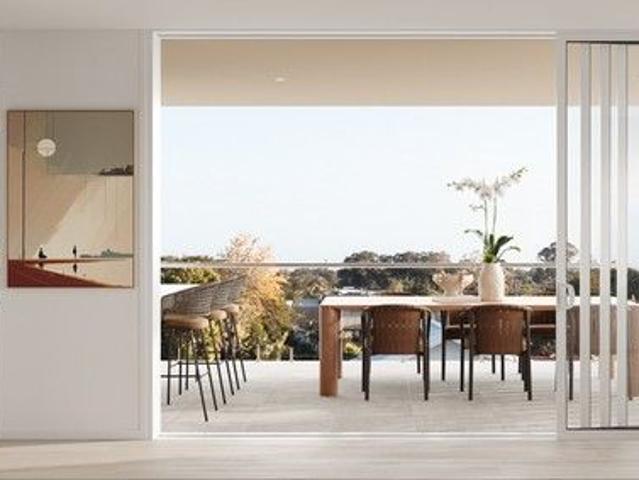 East Facing Coastal Living with Intelligent Design
