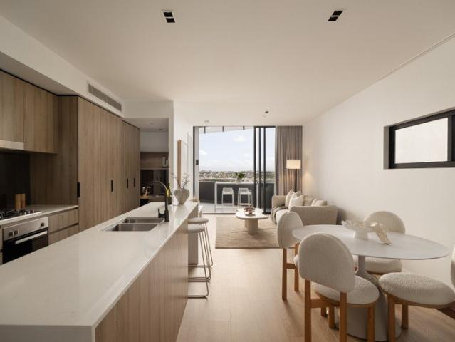 East Facing Corner Residence Overlooking Teneriffe Hill with Penthouse Height Balcony Ceilings in Award Winning Le Bain by Cavcorp