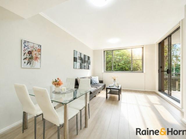 East Facing Double Bricks Light Filled One Bedroom Apartment in Prime Killara Address