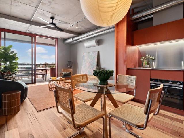 East Facing Elegance: Nightingale Living with a View