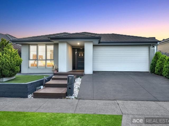 EAST FACING HENLEY STUNNER in Spectacular A L A M A N D A K 9 Zoning