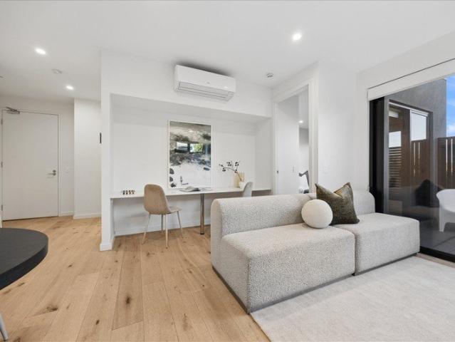 East facing One Bedroom with Fitted out Study Zone plus Balcony!
