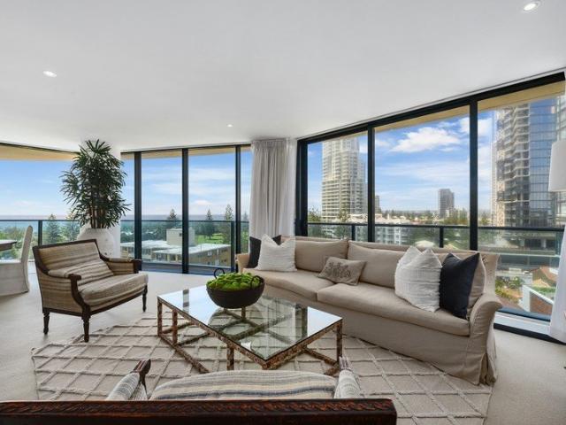 East Facing Oracle Apartment with Spectacular Ocean Views