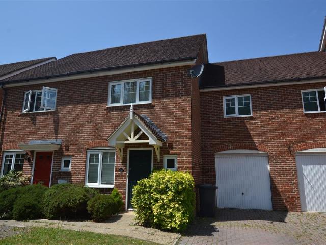 East Hundreds, Fleet GU51, 3 bed terraced house to rent, £1,795 pcm | PrimeLocation