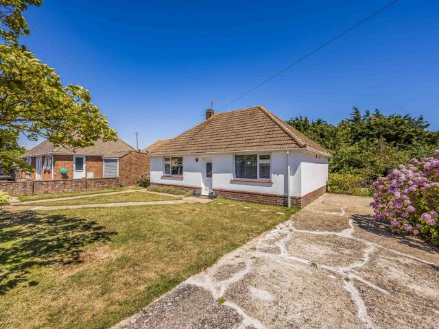 East Hayling 3 bed bungalow to rent £1,450 pcm £335 pw