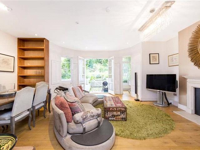 East Heath Road, London NW3, 3 bed flat to rent, £4,996 pcm | PrimeLocation