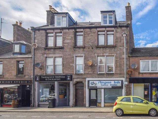 East High Street, Forfar, Angus DD8, 2 bed flat to rent, £625 pcm | PrimeLocation