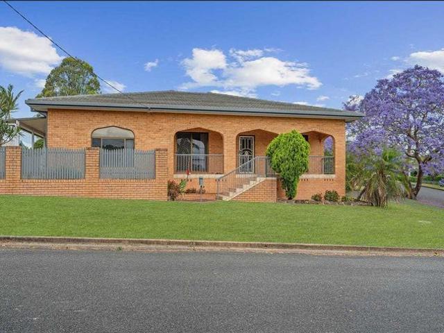 East Kempsey Family Home