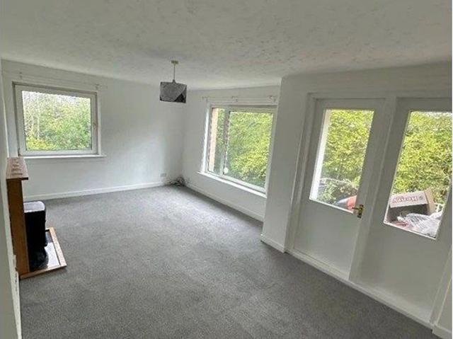 East Kilbride, Glasgow G75, 2 bed flat to rent, £750 pcm | PrimeLocation