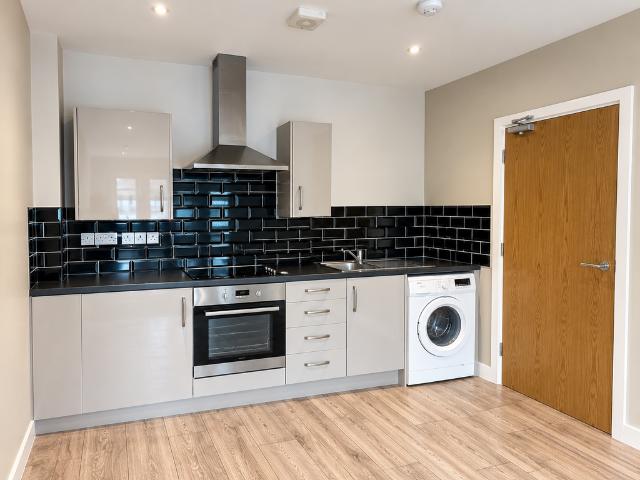 East Lane, Runcorn WA7 1 bed flat to rent £575 pcm £133 pw