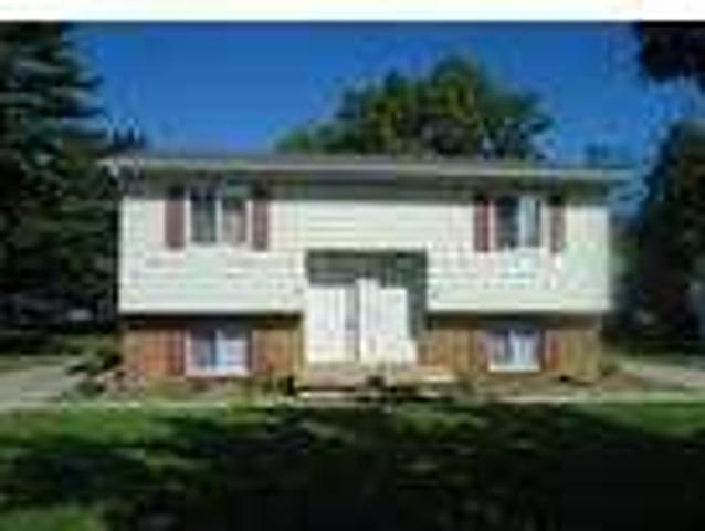 East Lansing 2BR 1BA, Renaissance Property Management