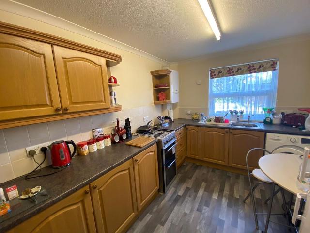 East Lodge Park, Portsmouth PO6, 2 bed flat to rent, £1,050 pcm | PrimeLocation