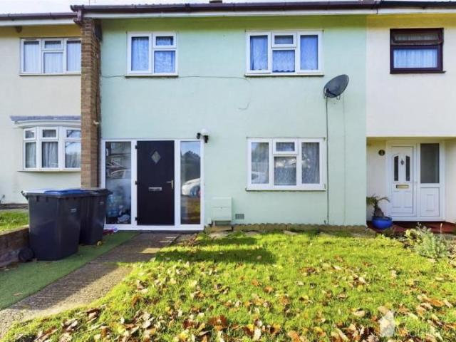 East Park, Harlow CM17, 3 bed property to rent, £1,700 pcm | PrimeLocation