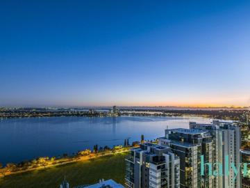 East Perth's Finest Views!